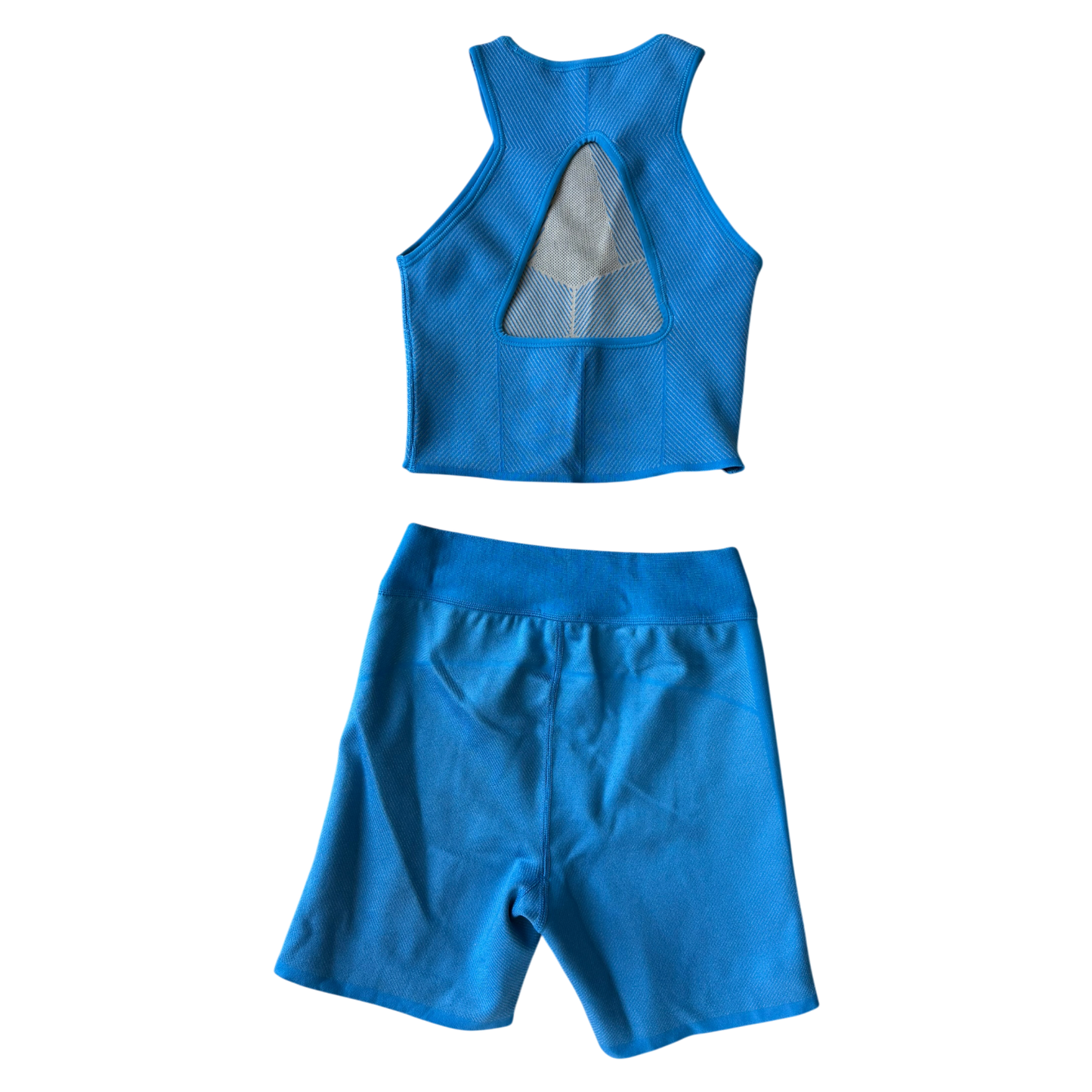 GAUGE81 Calgary Shorts & Delta Top Set